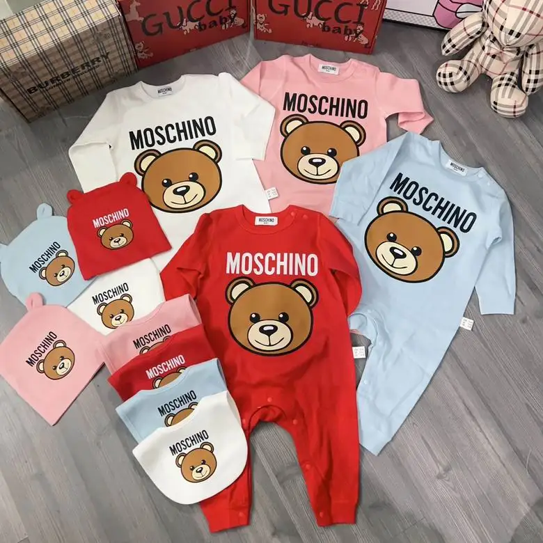 Moschino sz52 66 73 80 85 90 76